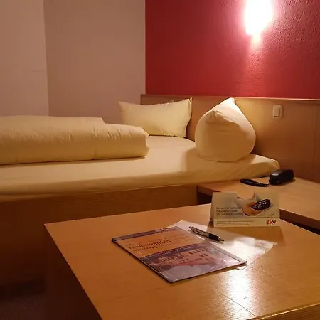 Meister Bar Wunsiedler Hof Отель Вунзидель